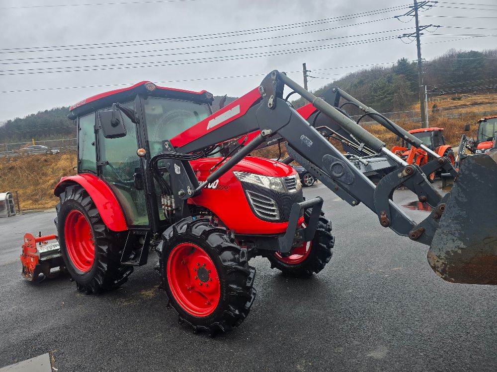 국제 트랙터 LUXEN700 (70마력)