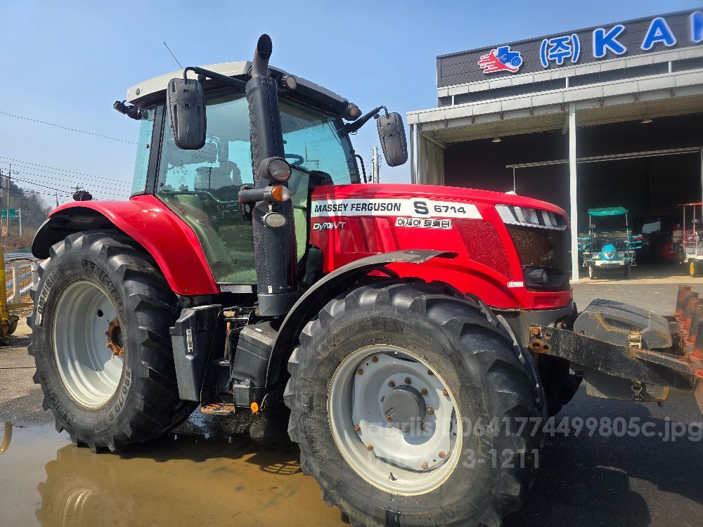 아세아 MF 트랙터 MF6714S (140마력)
