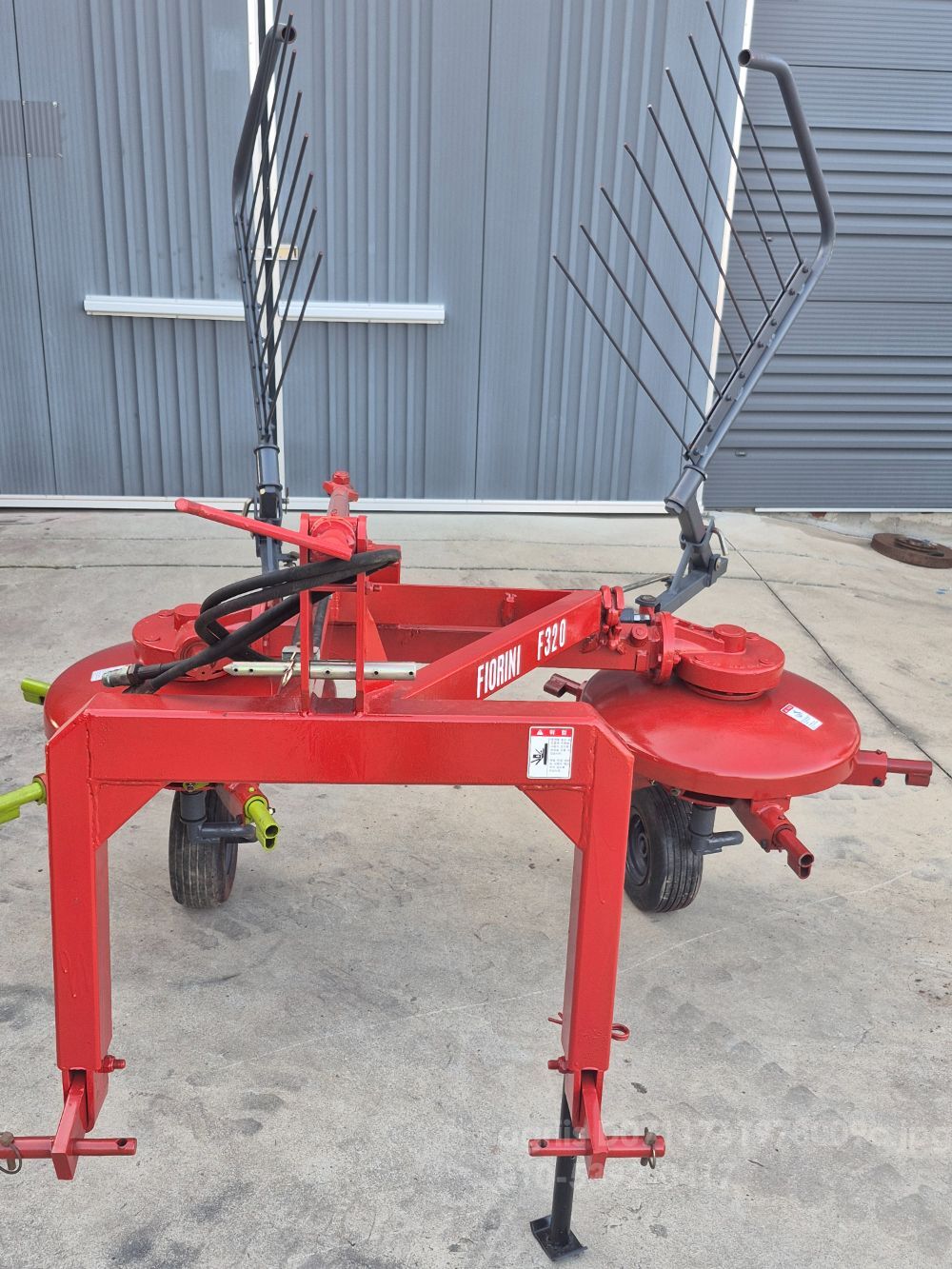  Rake 피올리니 F320 