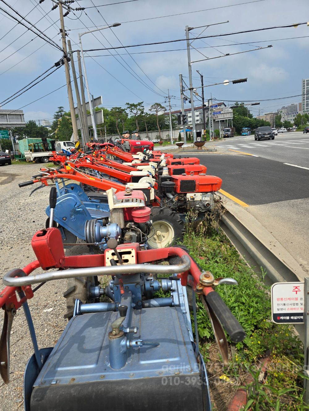 대동 경운기 DT-100 뒤우측면