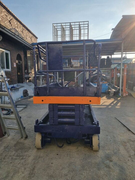  고소작업대 고소작업대 