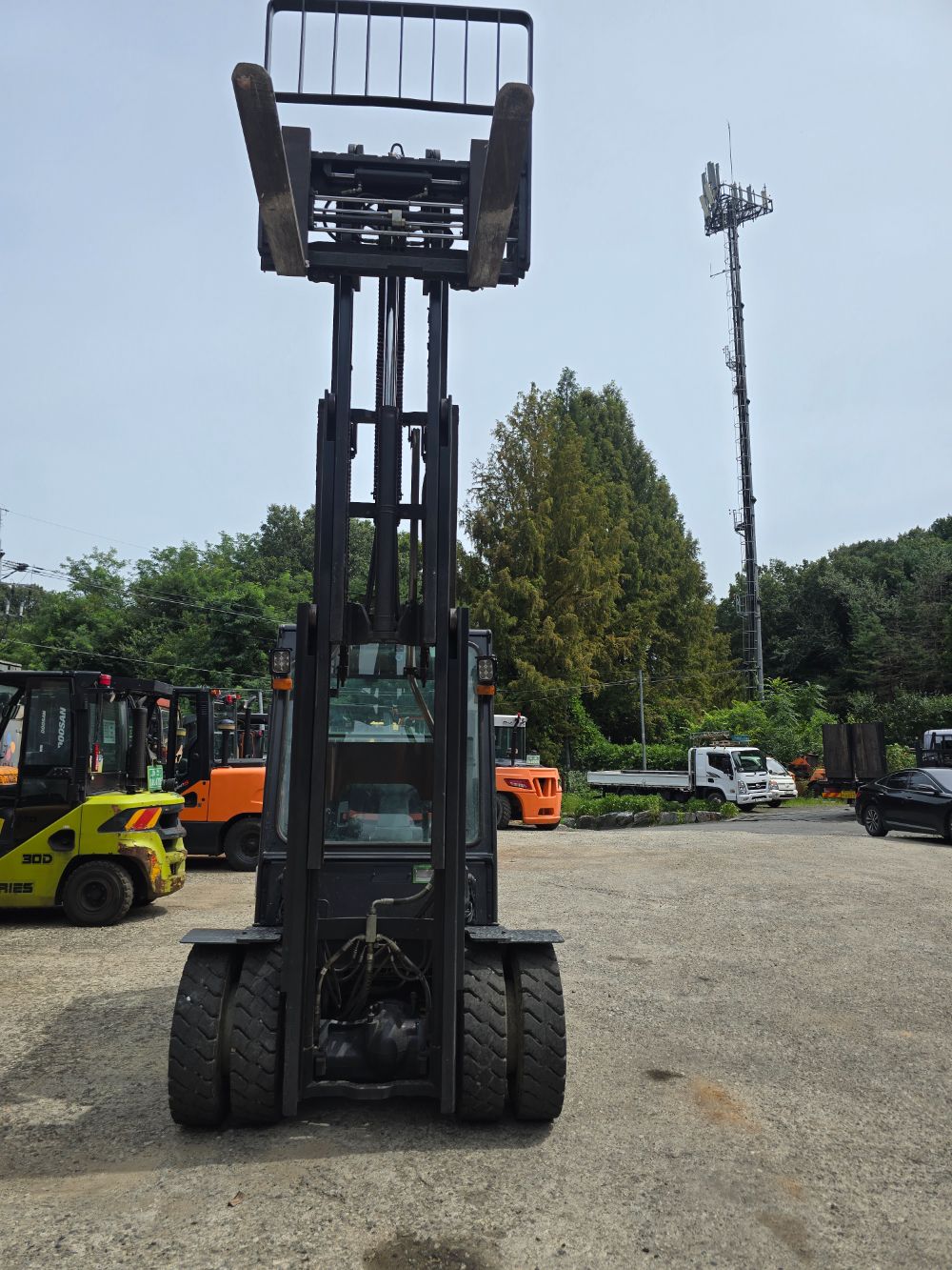 두산 지게차 PRO7 (3톤) 뒤우측면
