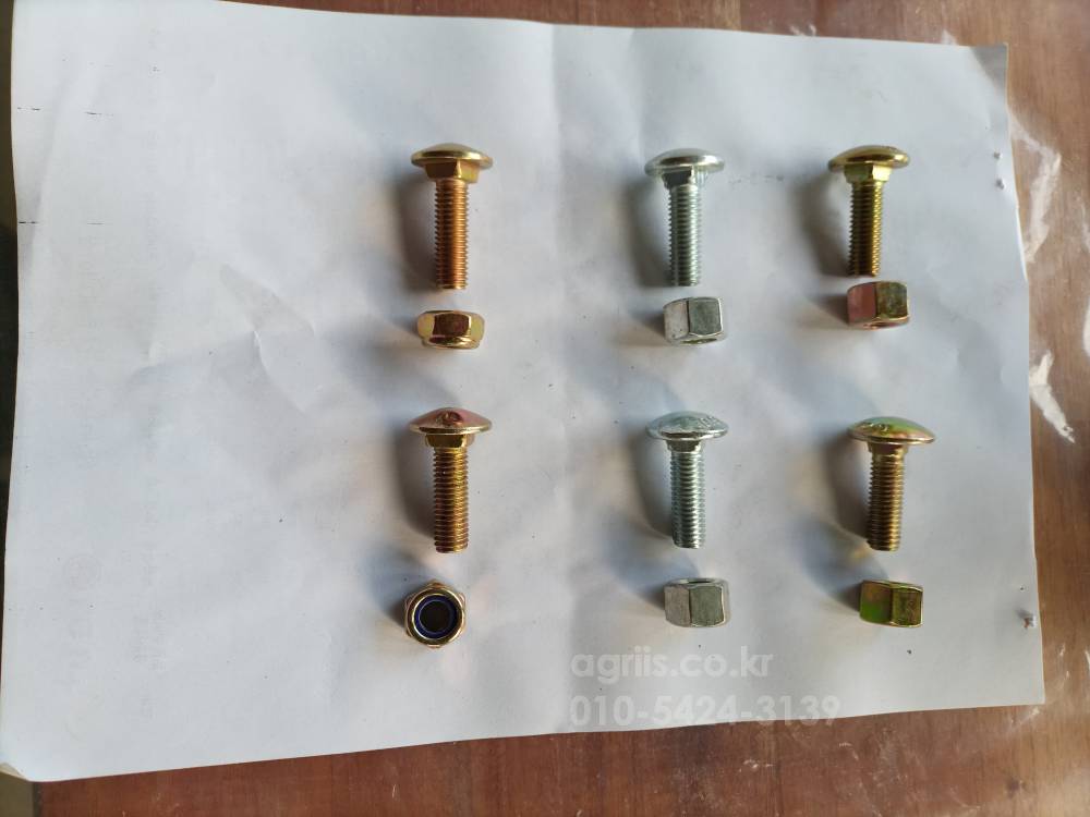  TMR 사료배합기칼날판매 교환 기타수리  뒤우측면