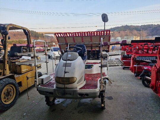 Yanmar Rice transplanter VP6 (6Rows)