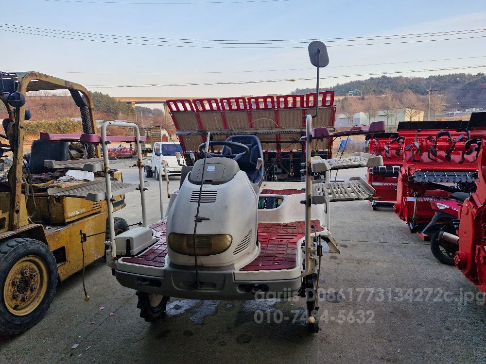 Yanmar Rice transplanter VP6 (6Rows)