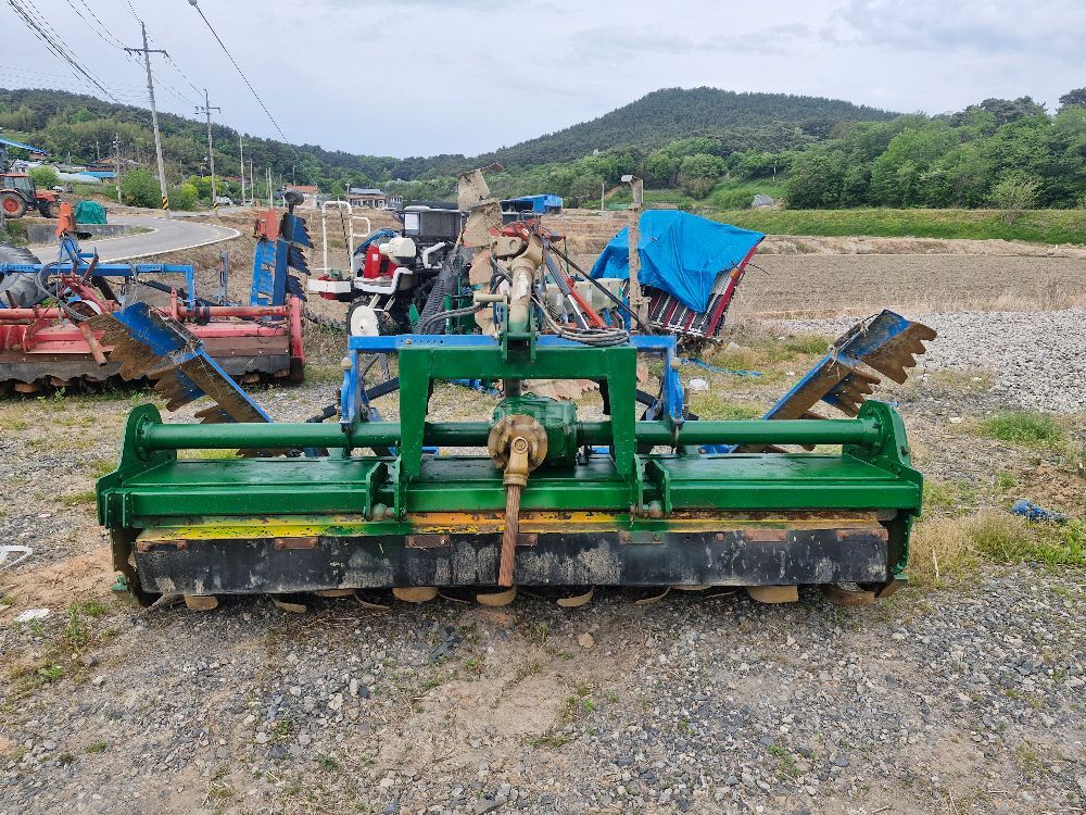 위캔글로벌 로타리 WR2500 (경폭250cm)