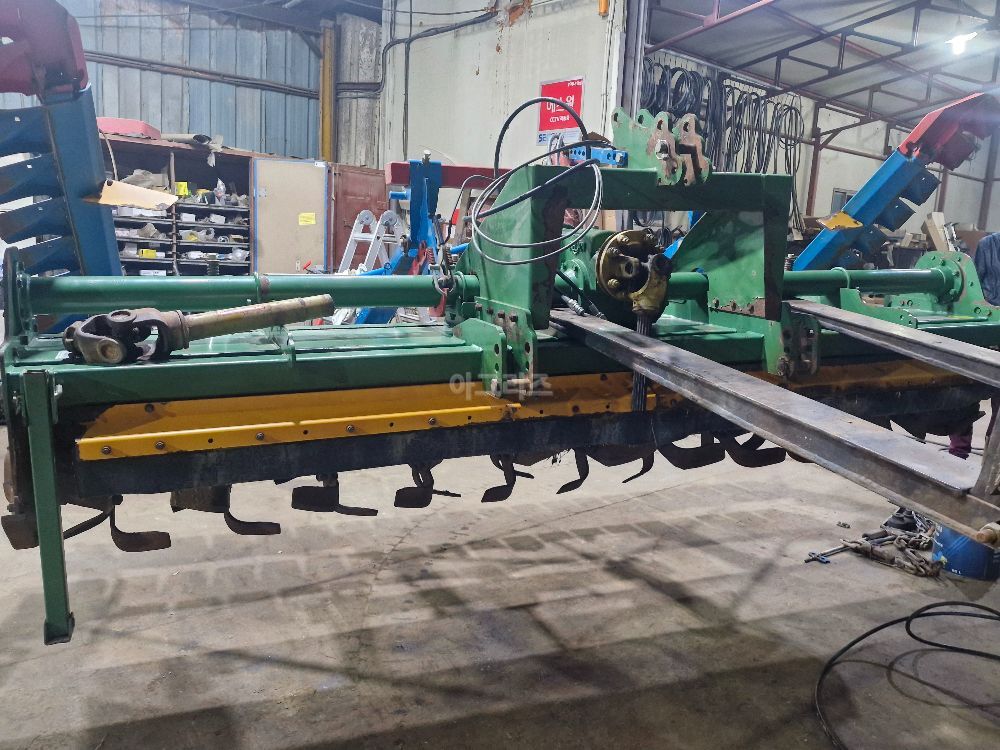 위캔글로벌 로타리 WR3000SGWH (경폭3000cm)