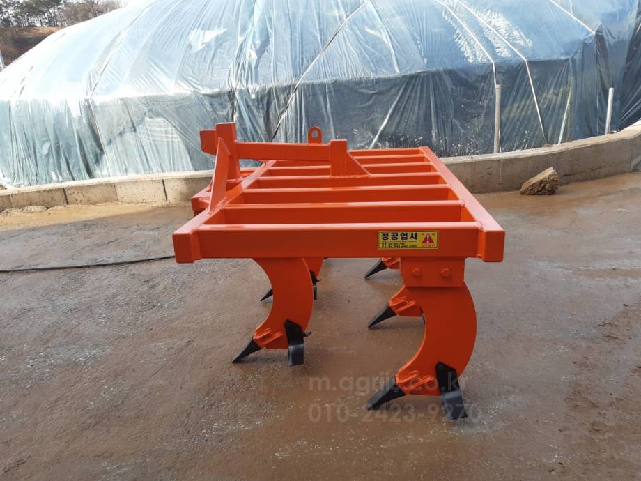  Plow 심경 7련 쟁기  뒤우측면