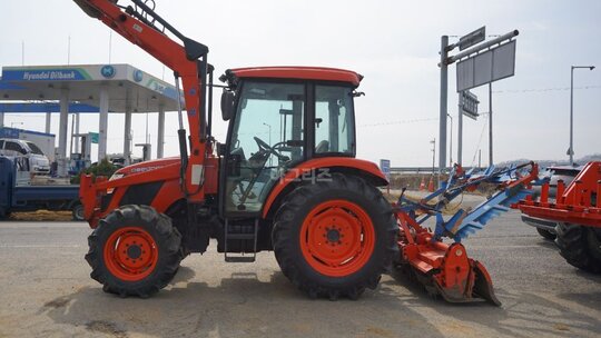 Daedong Tractor RX600 (60hp)