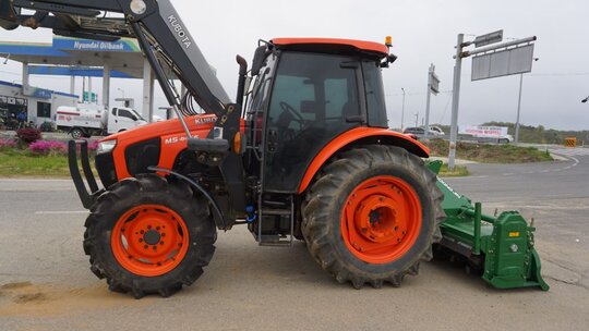 Kubota Tractor M5-86SE (96hp)