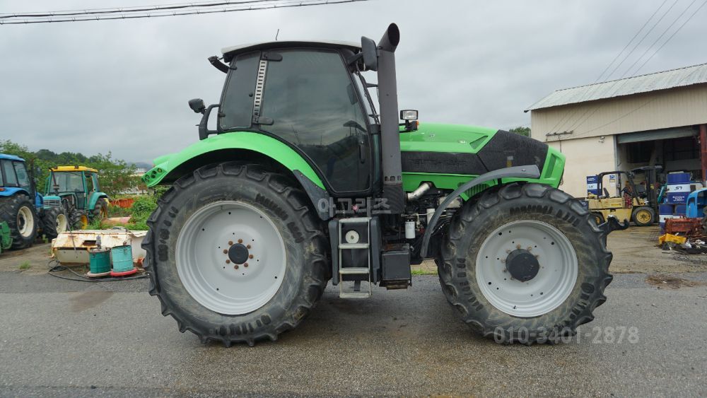  Tractor TTV630 (225hp) 뒤우측면