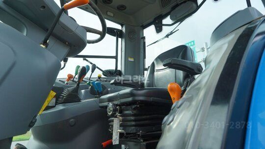 LS Tractor MT5.73 (73.9hp)