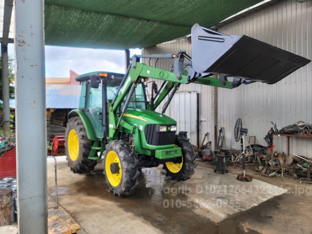 존디어 트랙터 5325 (66마력)