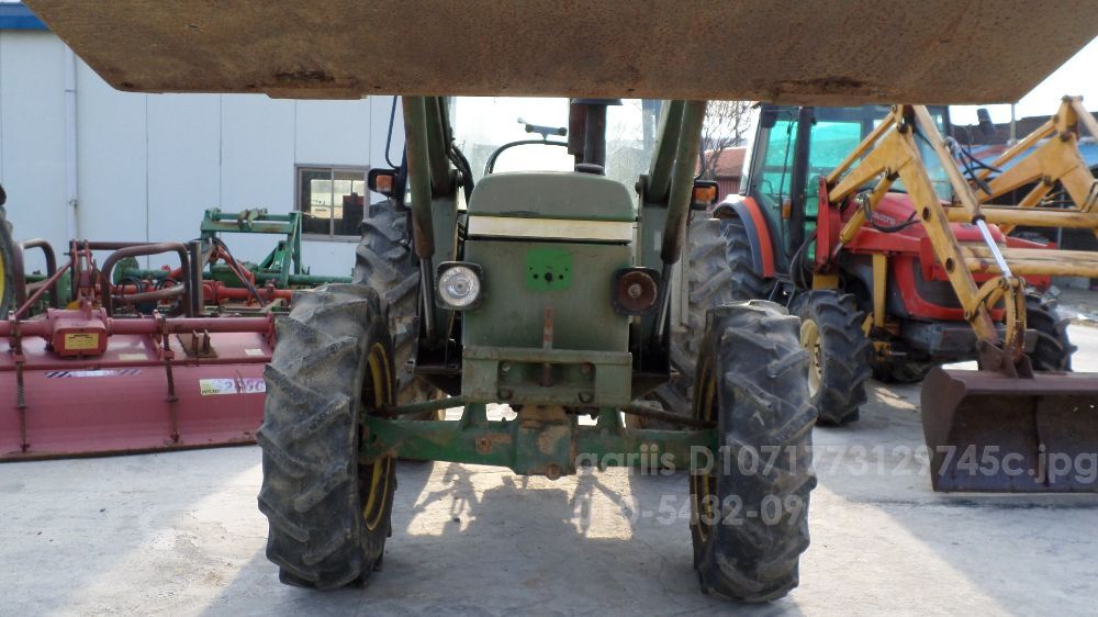 JohnDeere Tractor 1750 (53hp)