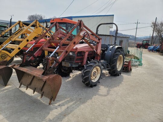 TYM 트랙터 T580 (58마력)