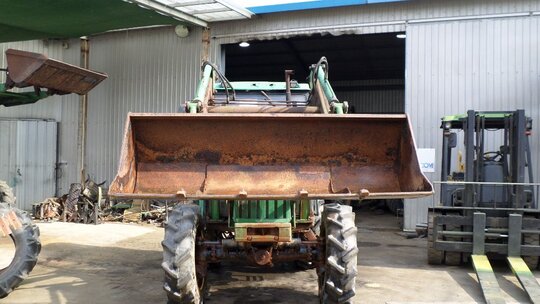 JohnDeere Tractor 5400 (68hp)