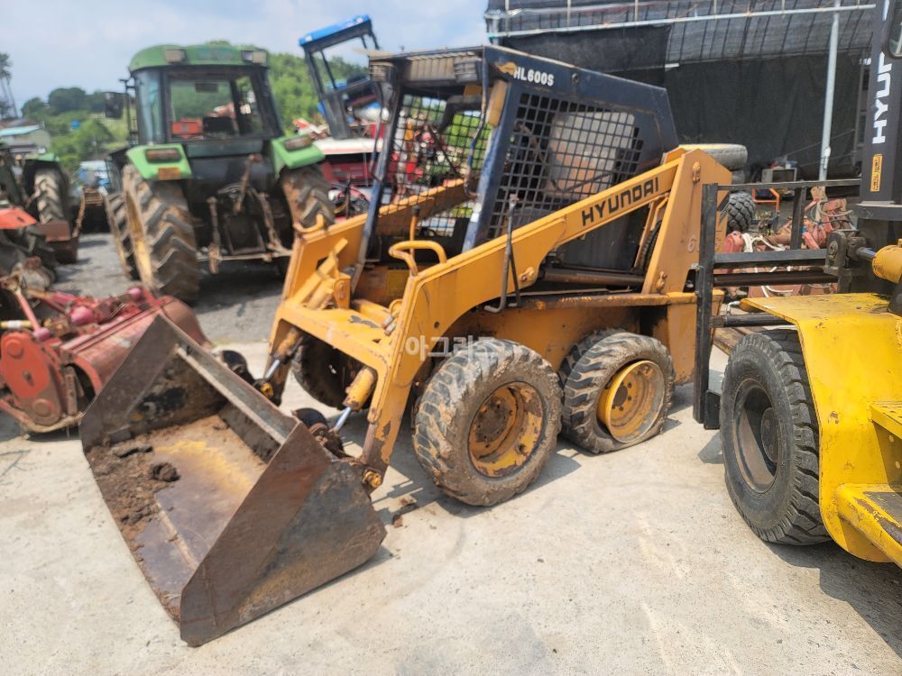 현대중공업 스키드로더 HL600S