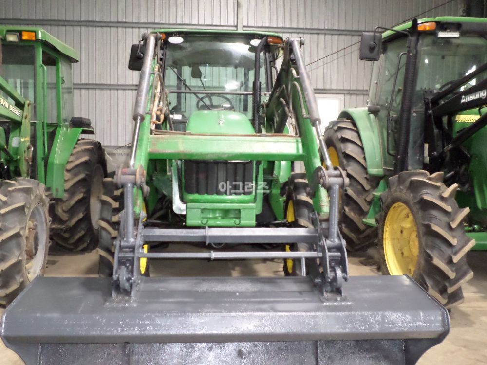 JohnDeere Tractor 5425 (77hp)