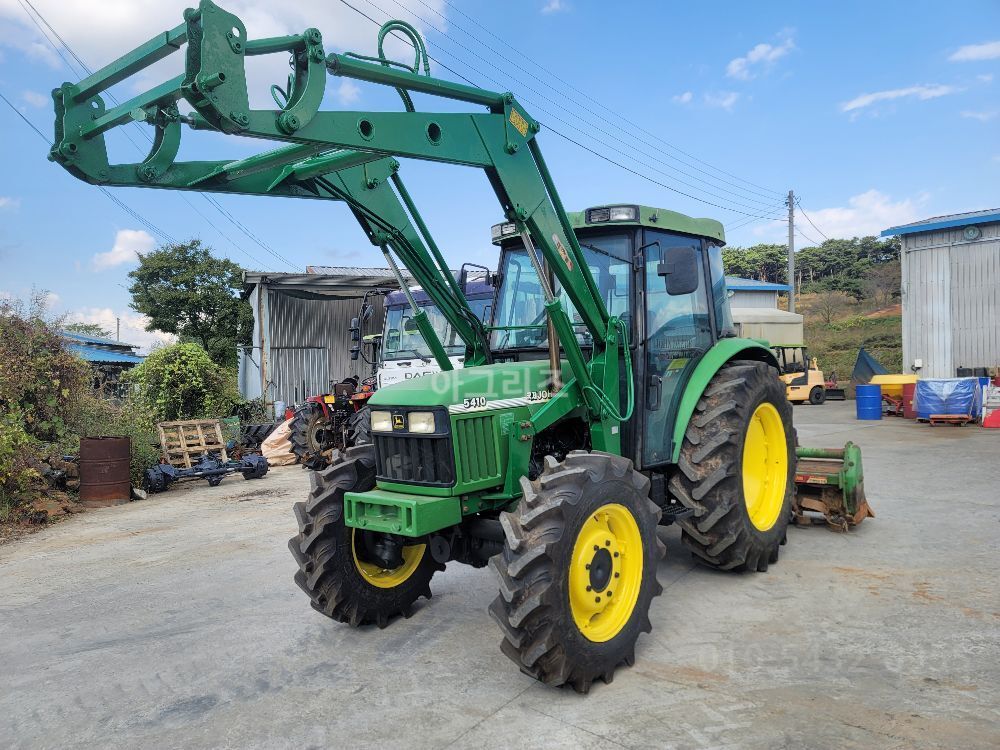 JohnDeere Tractor 5410 (75hp)