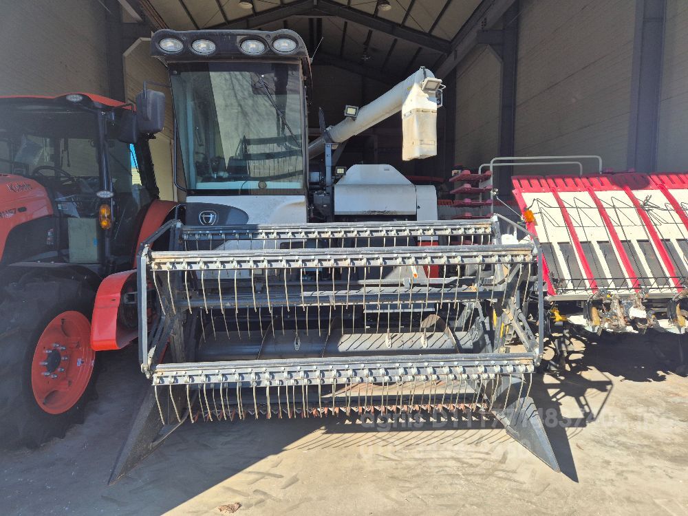 대동 콤바인 DSF85C (보통형)