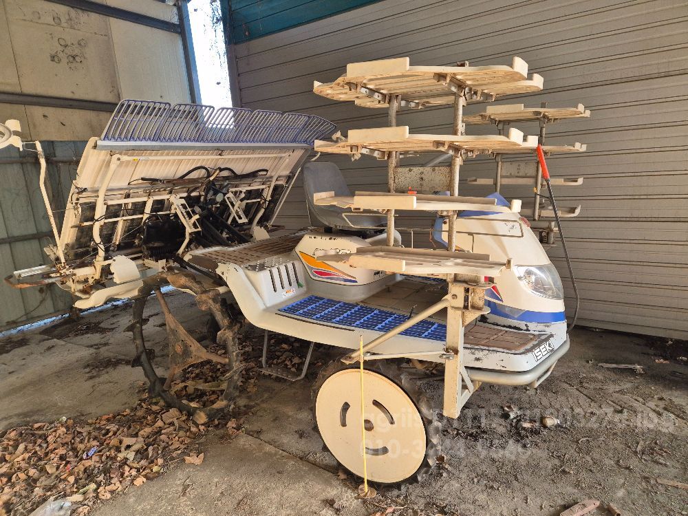 TYM Rice transplanter PZ60 (6Rows)