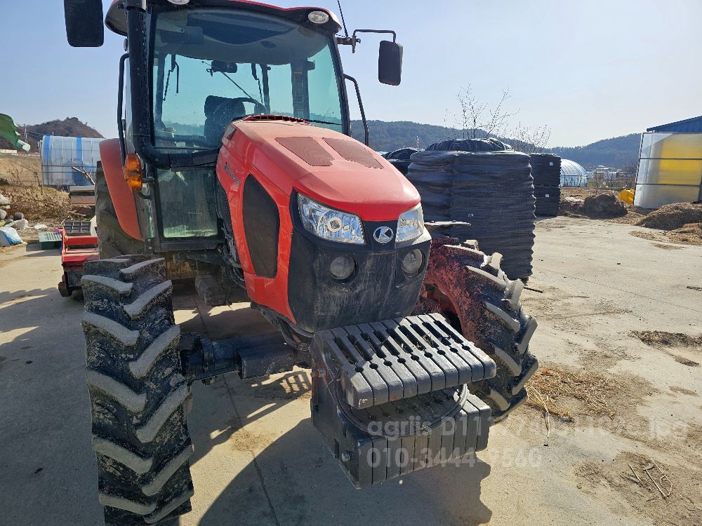 Kubota Tractor M5-86SE (96hp)