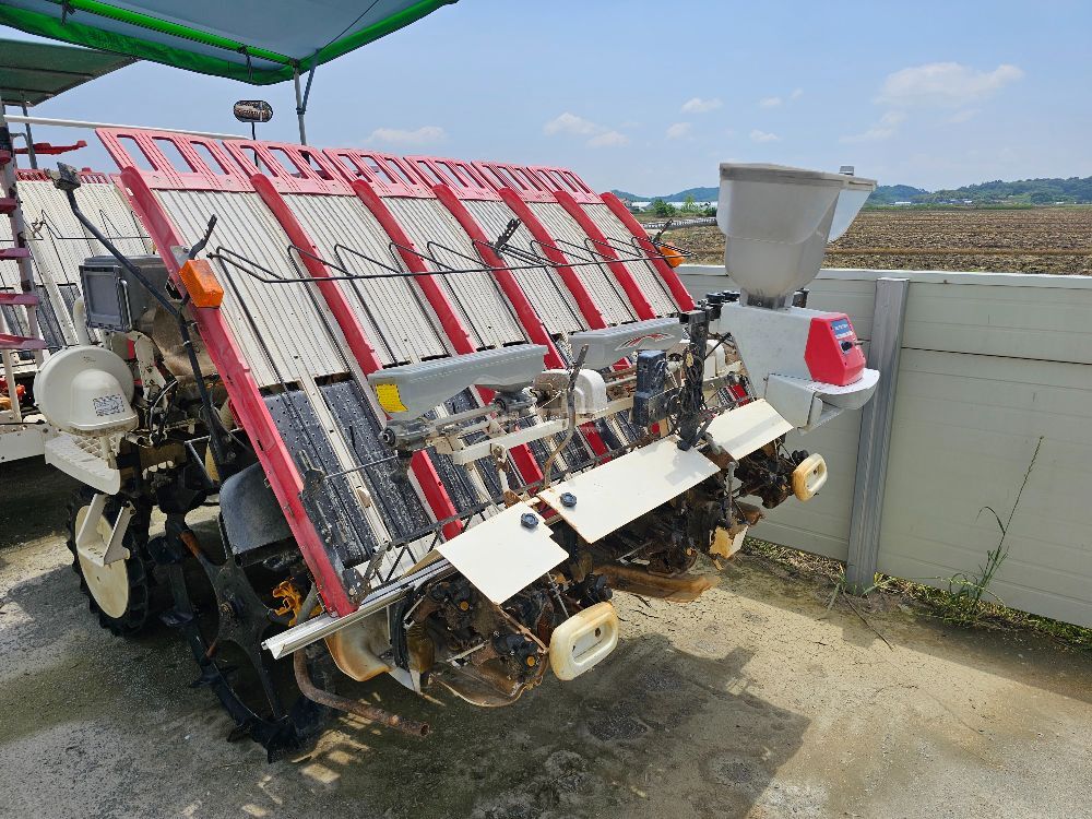 Yanmar Rice transplanter VP60SDX-F (6Rows) 뒤우측면