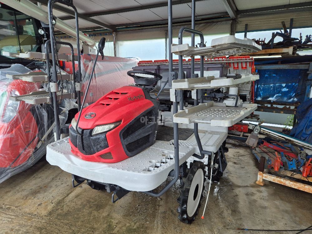 Kubota Rice transplanter KNW6SF-GS (6Rows)