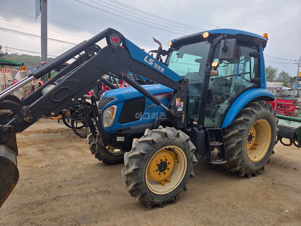LS 트랙터 MT5.73 (73.9마력)