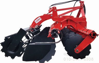 한국페라리트랙터 해로우 TDG-M24