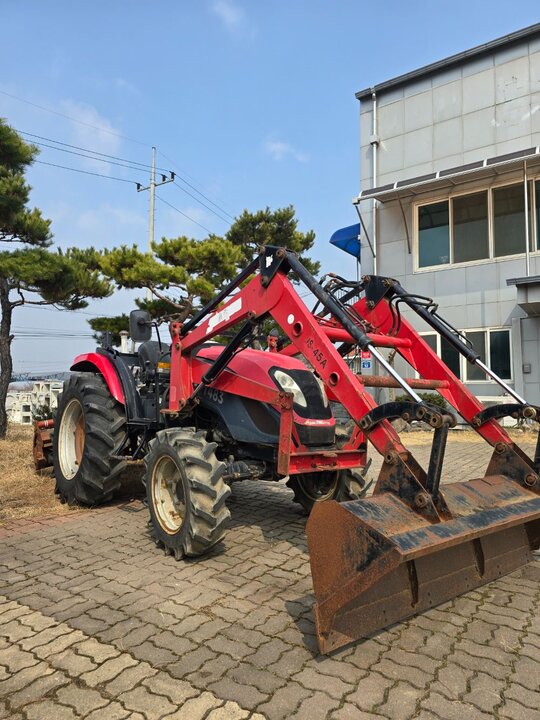 TYM 트랙터 T483 (48마력)