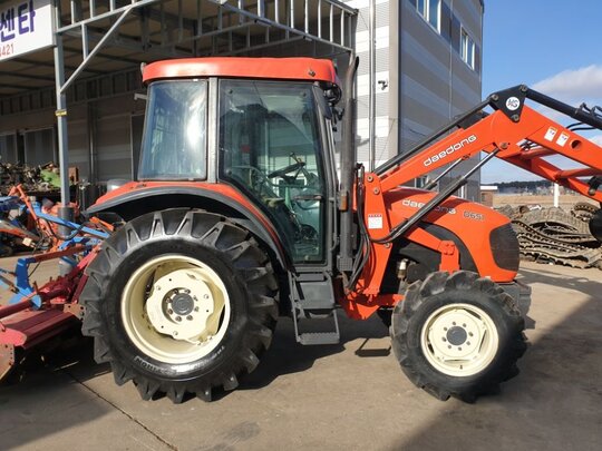 Daedong Tractor D651 (65hp)