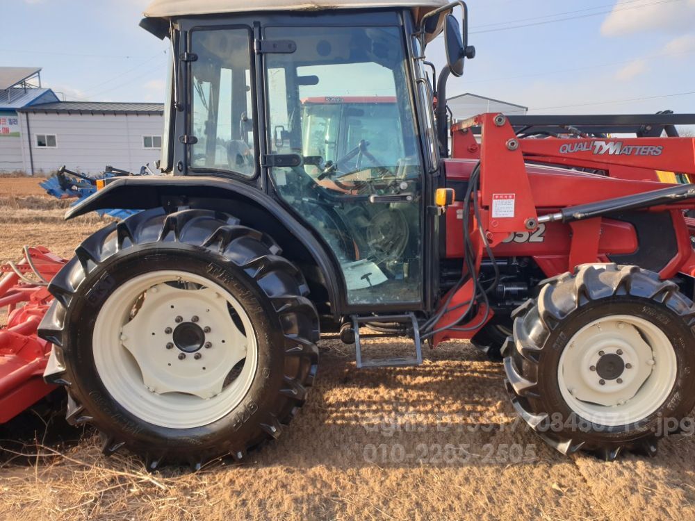 TYM Tractor T552 (55hp)