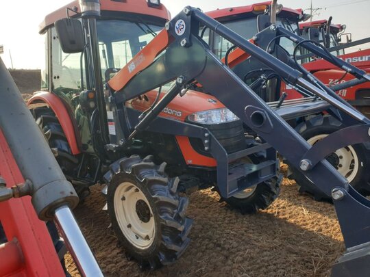 Daedong Tractor D500 (50hp)