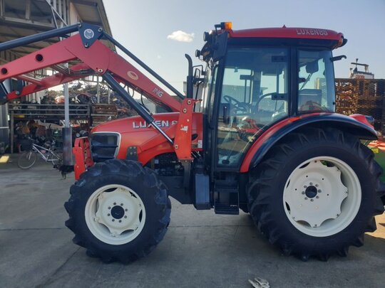 국제 트랙터 LUXEN85 (85마력)