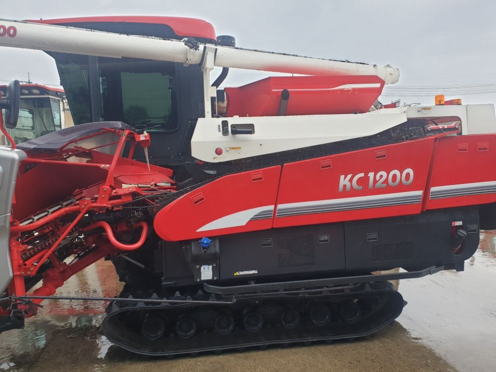 국제 콤바인 KC1200 (6조식)