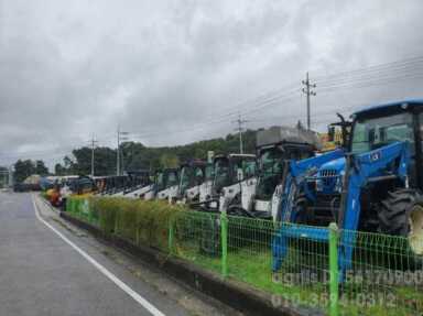  Skid steer loader S770  앞좌측면
