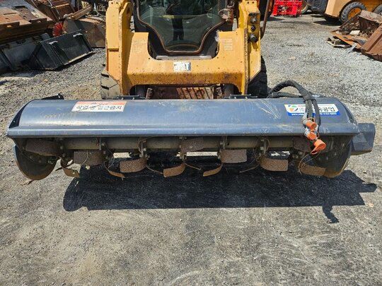  Skid steer loader SRT-1850S  앞좌측면