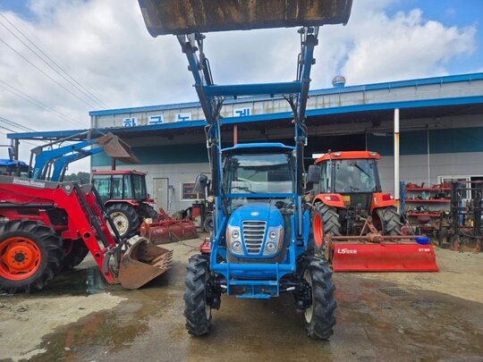 LS Tractor TR4048 (48hp)