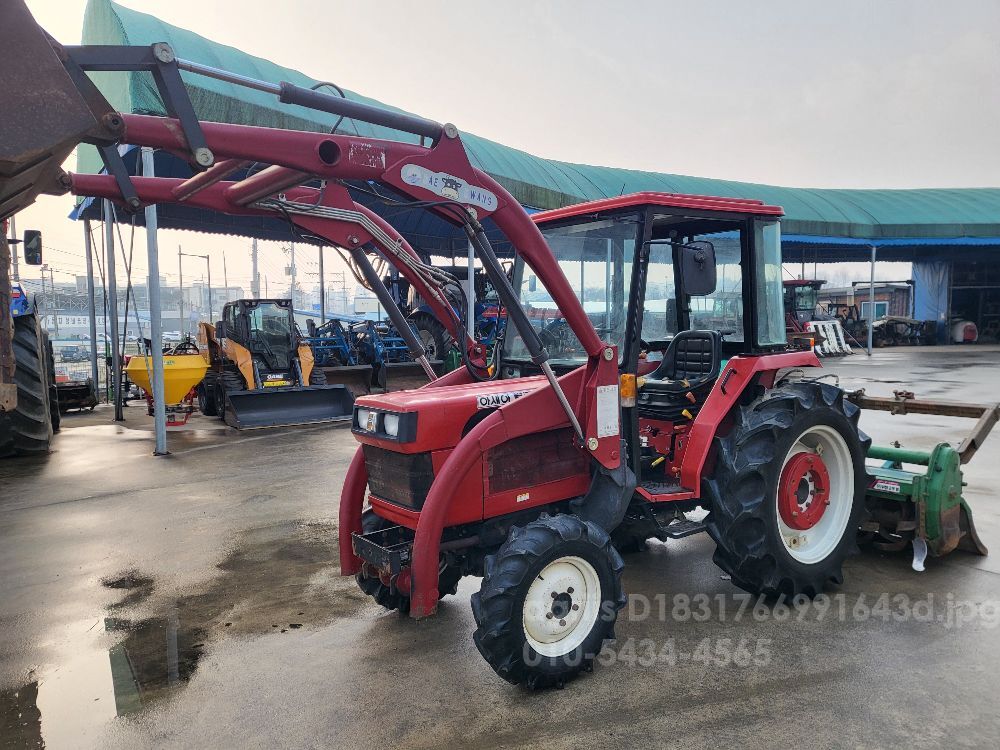  Tractor ST-445 (46hp) 뒤우측면