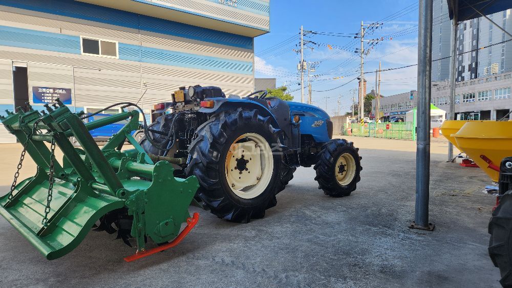 LS 트랙터 R48 (48마력)