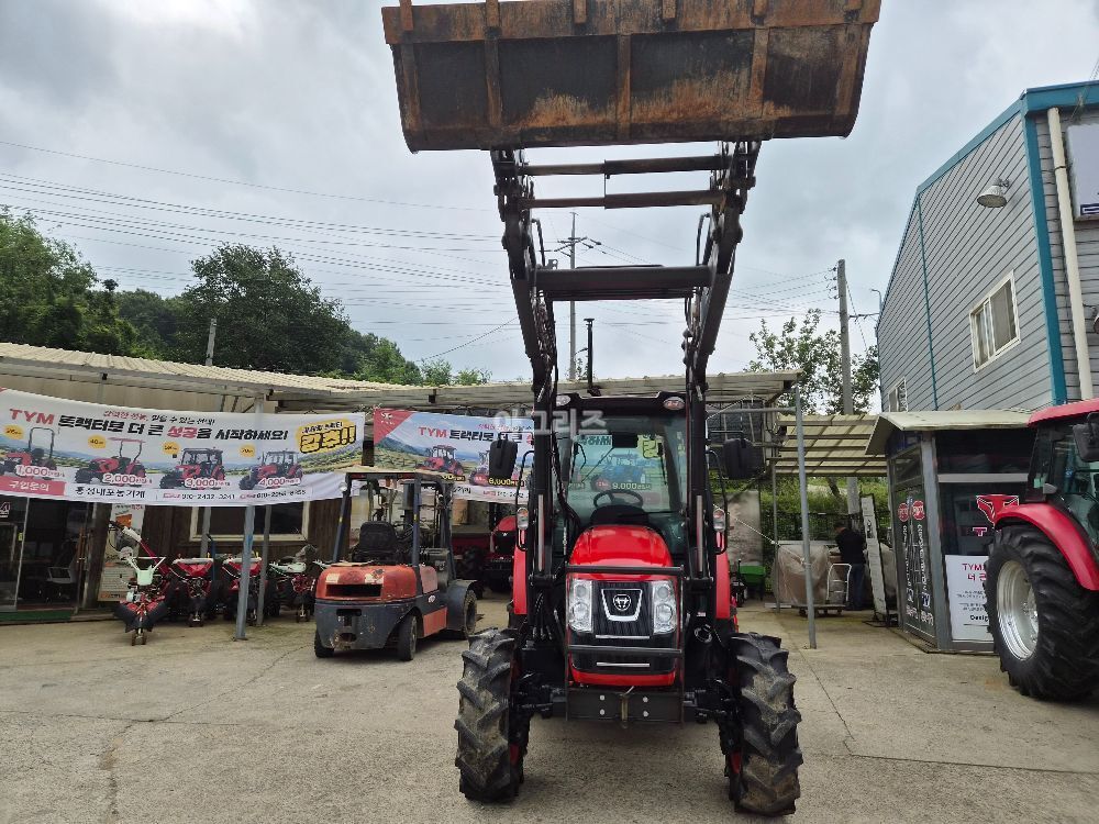 대동 트랙터 RX630 (63마력) 뒤우측면
