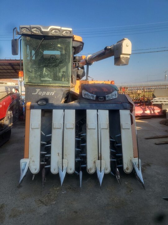  Combine Harvester HJ6115 (6Rows)