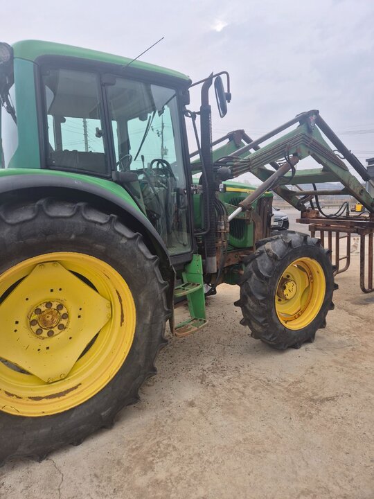 존디어 트랙터 6320 (100마력)