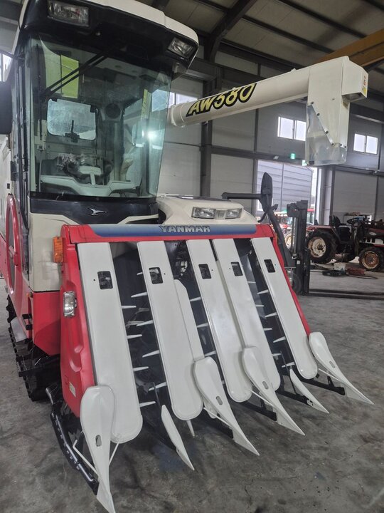 Yanmar Combine Harvester AW580 (5Rows)