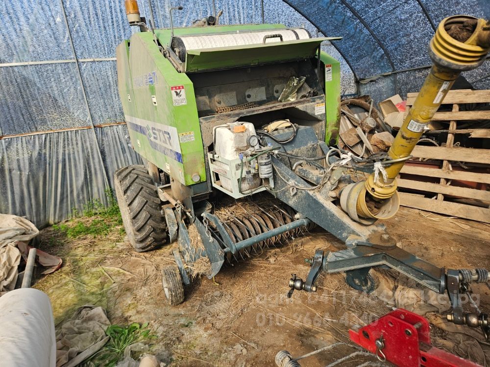 Shibaura Round Baler TCR2240AN 