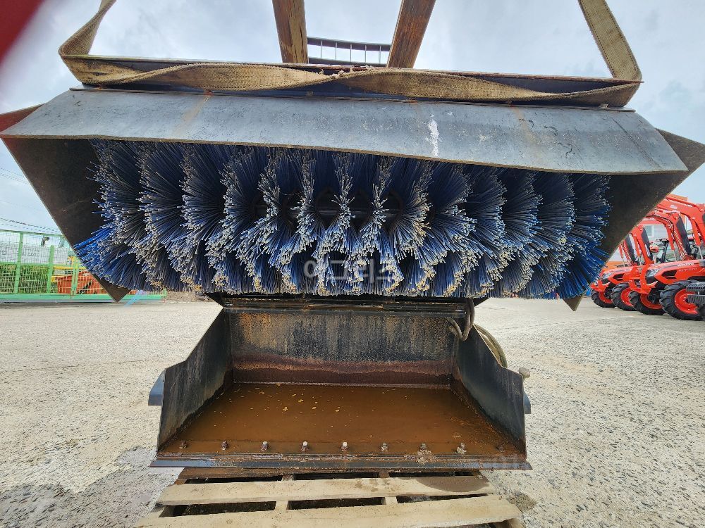  Skid steer loader 바브캣 청소용솔 