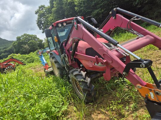 Yanmar Tractor EG83Y (83hp)