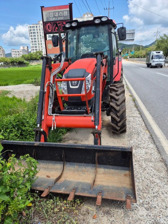 Daedong Tractor PX900PSC (90hp)