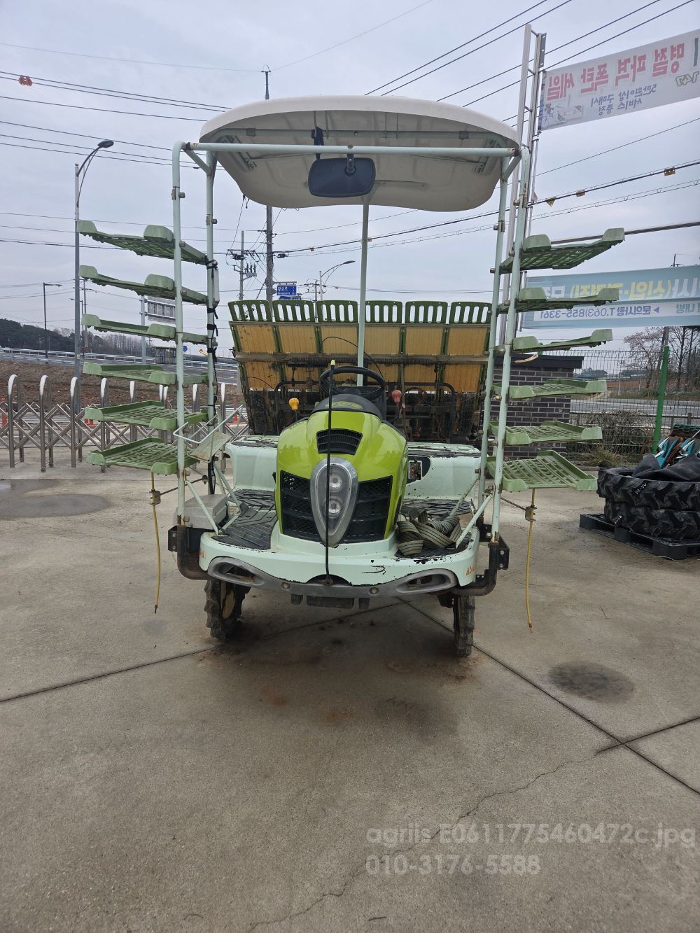 Shibaura Rice transplanter ARP60H (6Rows)